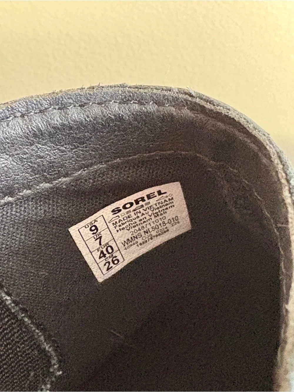Sorel Emelie III Chelsea Black Waterproof Boots Size 9